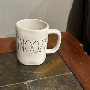 Rae Dunn Snooze Mug Excellent Condition
